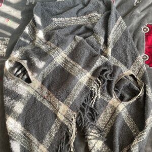 Maurice’s fringe shall